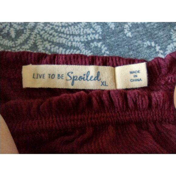 NWT Live to be Spoiled Burgundy Cold Shoulder Blouse Sz XL - Picture 4 of 5